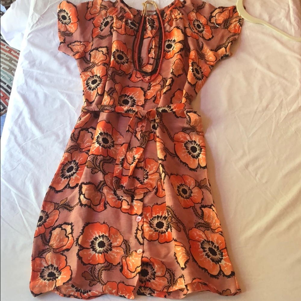 Tucker silk/linen shirt dress with beaded necklace